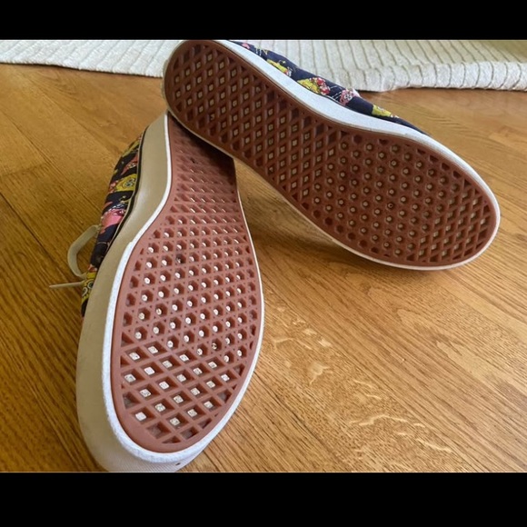 VANS SpongeBob SquarePants Sneakers mens 11 - Picture 3 of 4